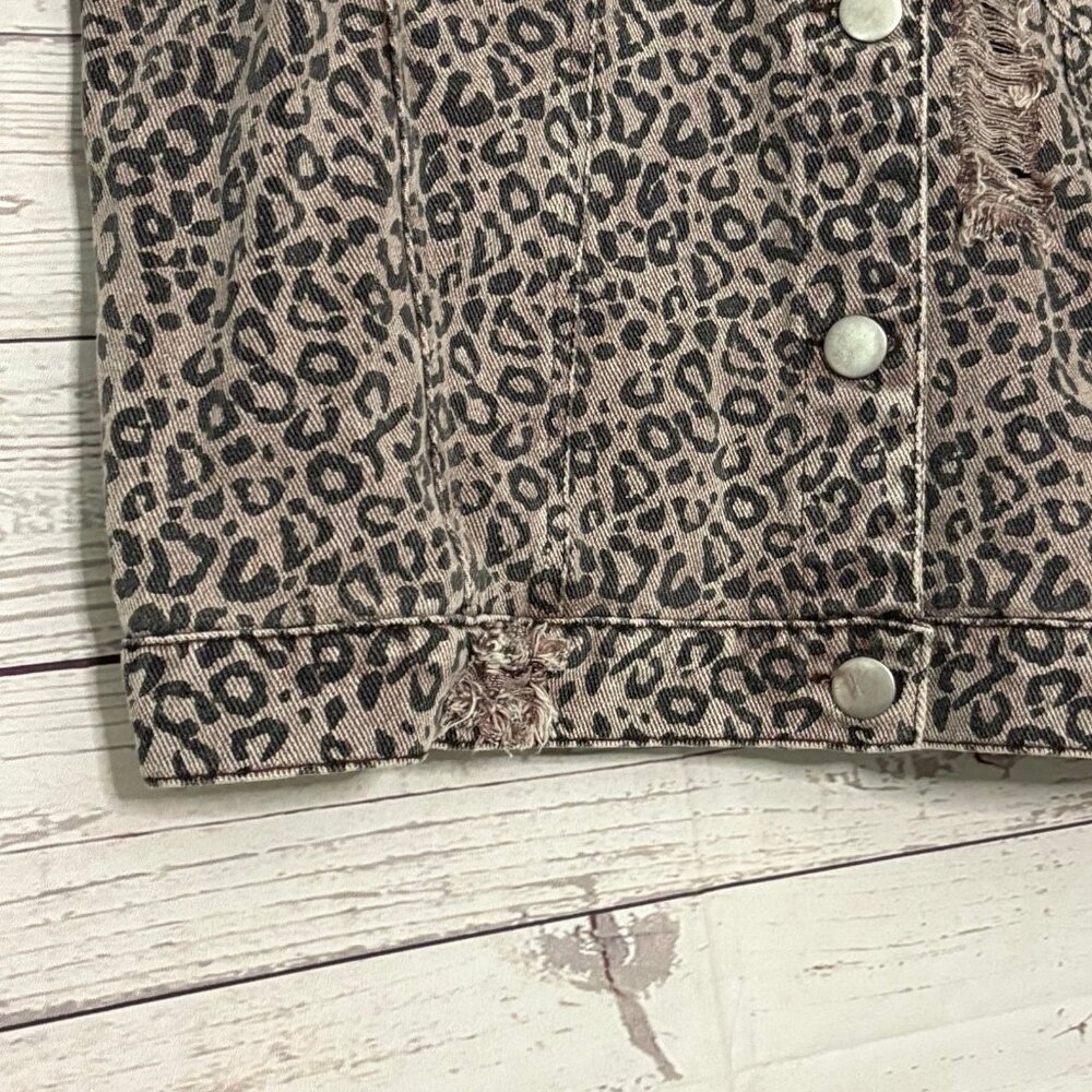 HYFVE Distressed Cropped Denim Leopard Print Jacket Small - Picture 4 of 11